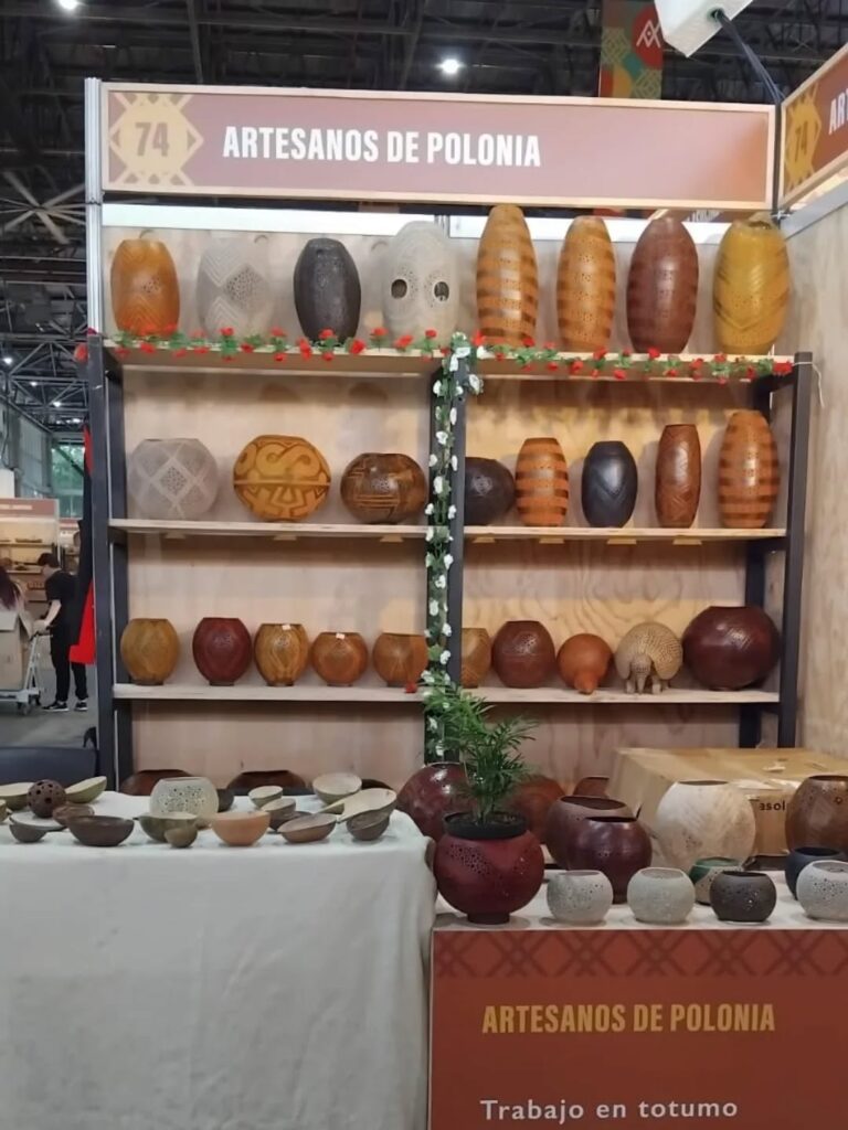 518065290 18051175235578500 8349236456592329531 n 768x1024